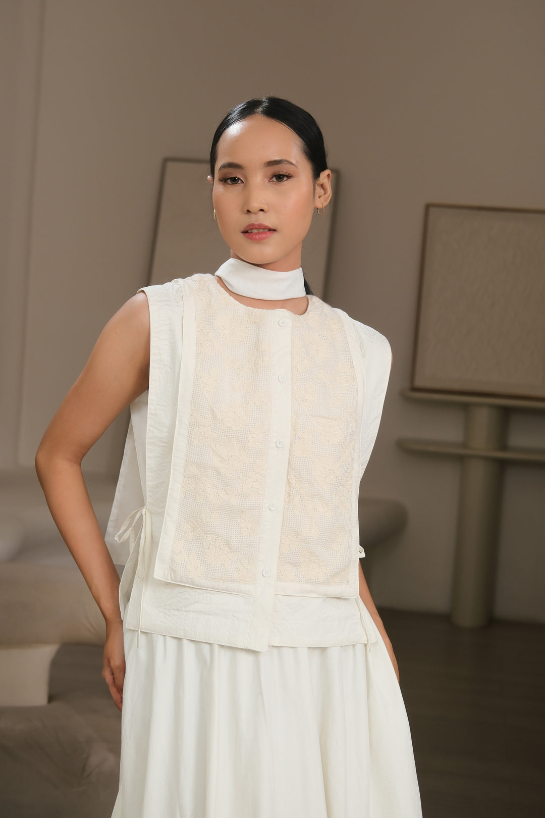 Eunoia Vest